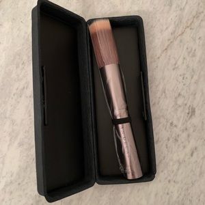 New Urban Decay Finishing Brush